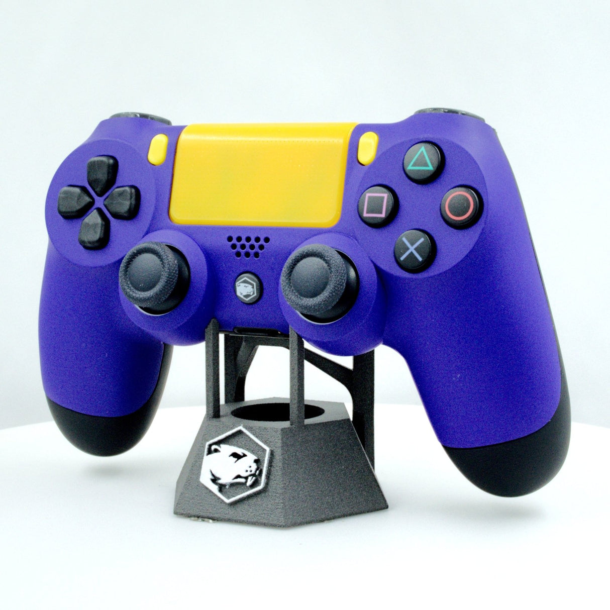 PS4 Refurbished Controller (1936) - Battle Beaver Customs - 