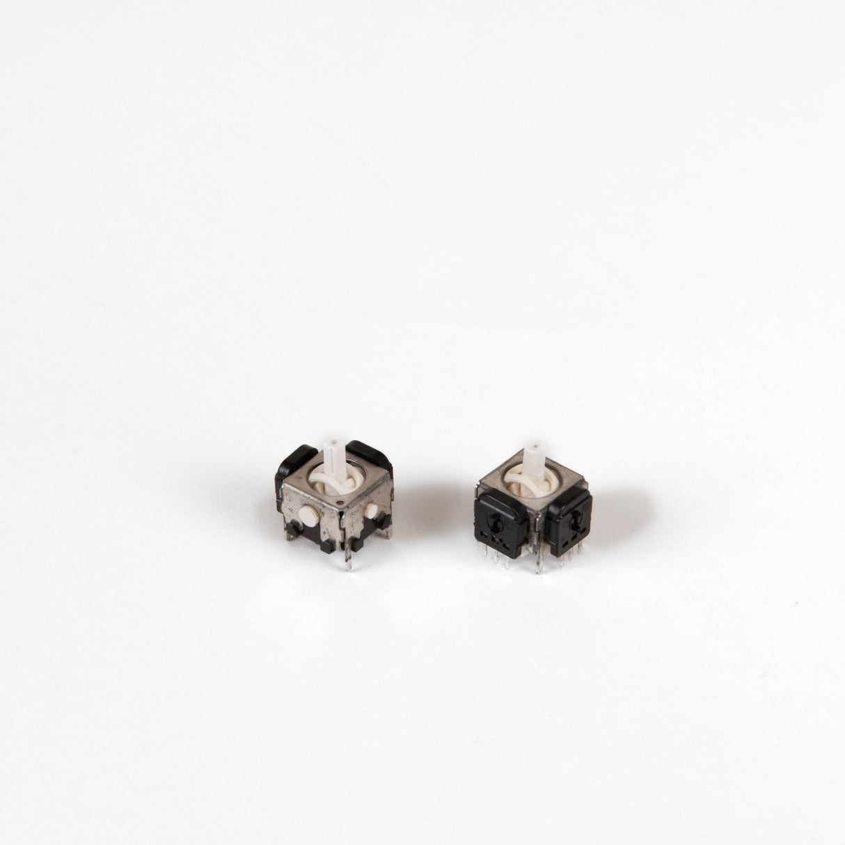 Stock GameCube Stickbox Mechanism - Battle Beaver Customs - Fresh T2 (Metal Stickbox)