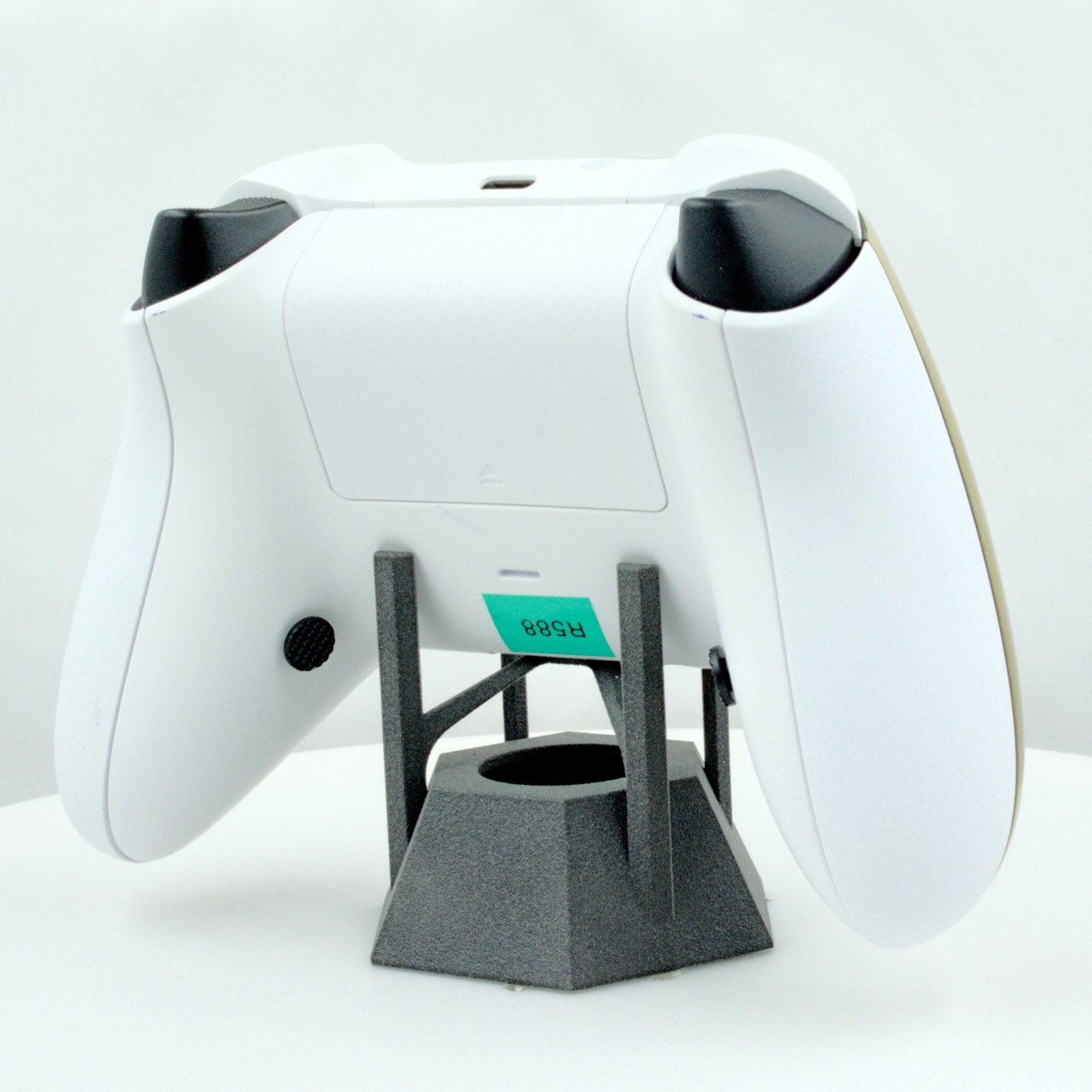 Xbox Series X Refurbished Controller (588) – Battle Beaver Customs